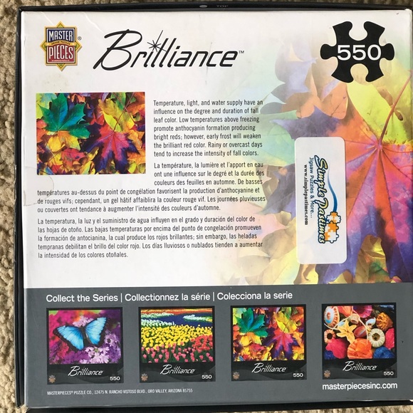 Brilliance - Fall Frenzy - Fall Leaves - 550 Piece Puzzle - Picture 4 of 6